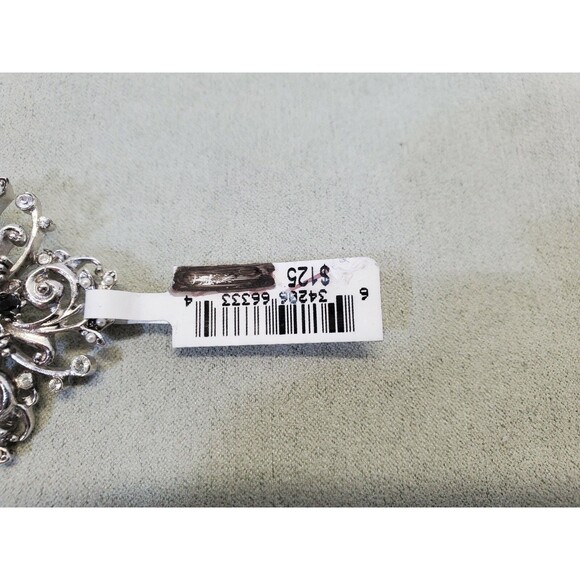 St. John 22k Goldplate Gold Tone Austrian Crystal Square Flourish Brooch Pin EUC - Picture 2 of 5